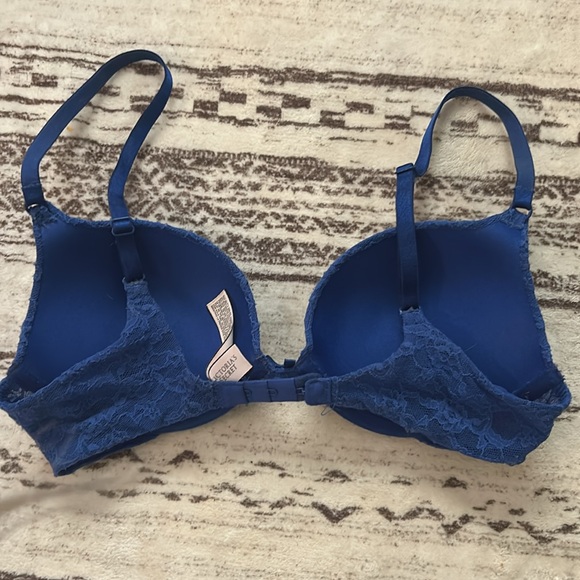 Victoria’s Secret blue push up bra size 32C - Picture 3 of 3